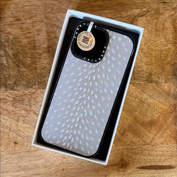 Casetify Other - Casetify iPhone 16 pro max Gray Speckled Leather iPhone Case